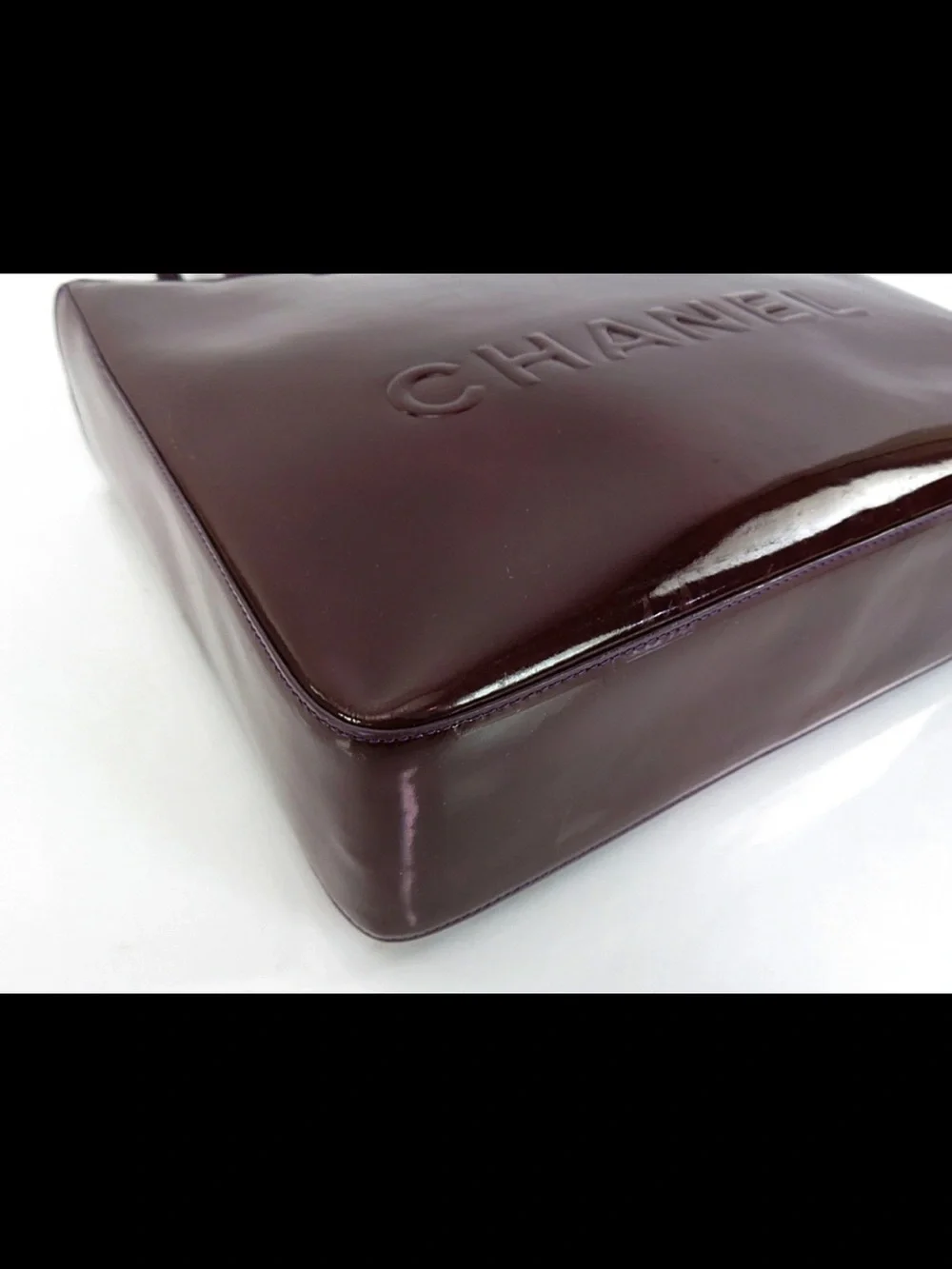 CHANEL Patent Leather Tote Bag in Deep Burgundy